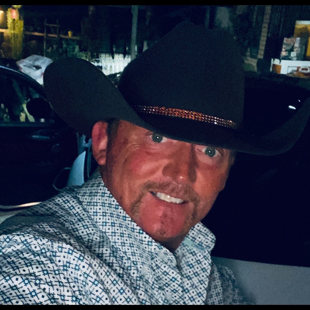 Meet your Posher, Emmett